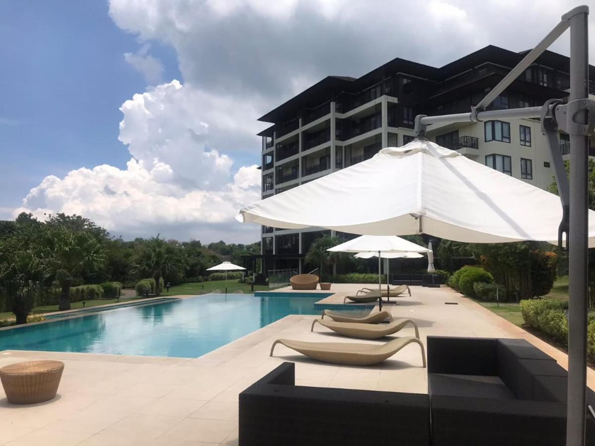 3 Br / 2Ba - Anvaya Cove Courtyard Unit Apartment Morong  Bagian luar foto