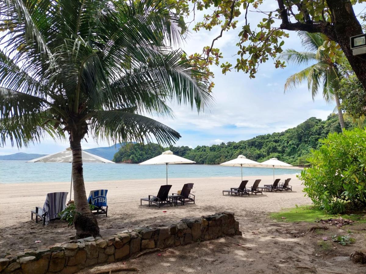 3 Br / 2Ba - Anvaya Cove Courtyard Unit Apartment Morong  Bagian luar foto